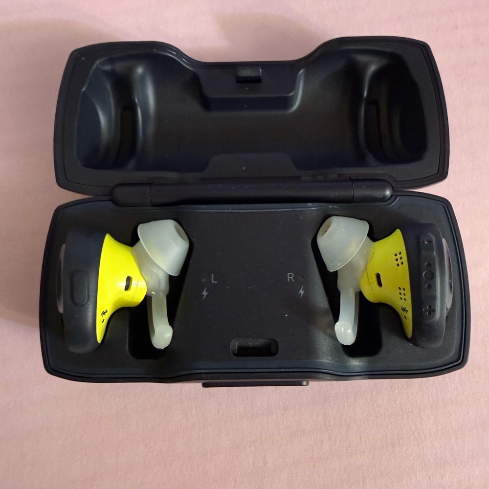 BOSE SoundSport Free Wireless Sport Headphones | Midnight Blue/Citron